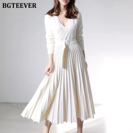 BGTEEVER Elegant V-neck Thick Warm Women Knitted Pleated Dress