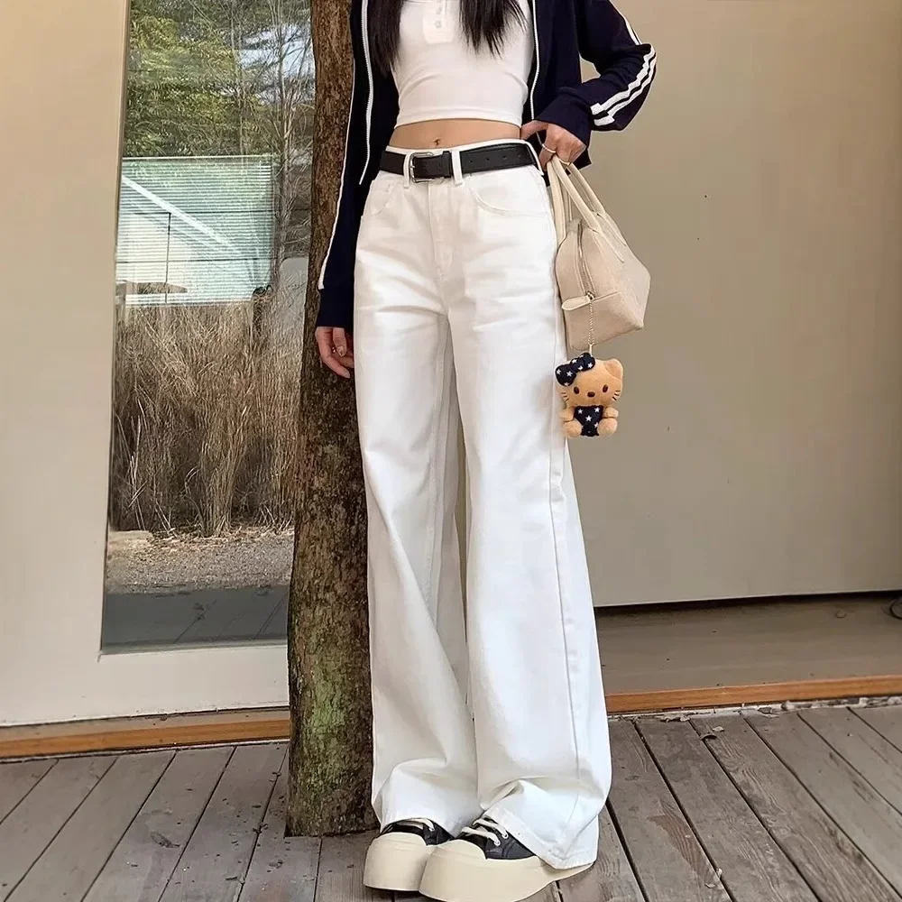 Women's High-Waisted Straight-Leg Denim Jeans 