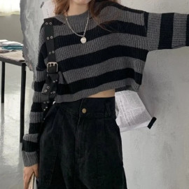Women's Korean Style Striped Cropped O-neck Sweater 