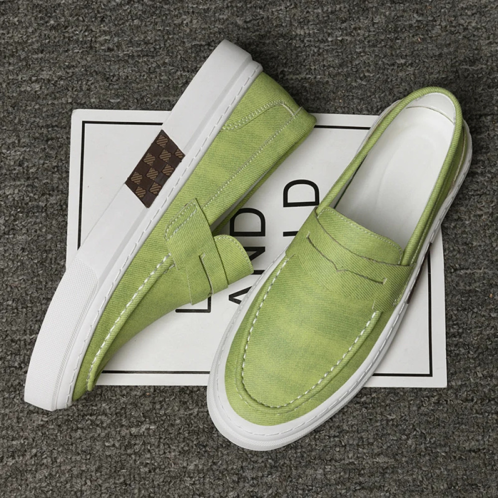 Designer Men's Flat Lightweight Shoes 