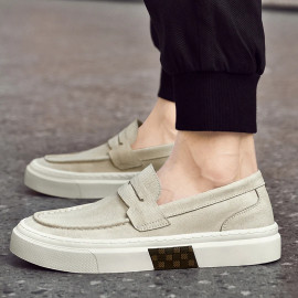 Designer Men's Flat Lightweight Shoes 